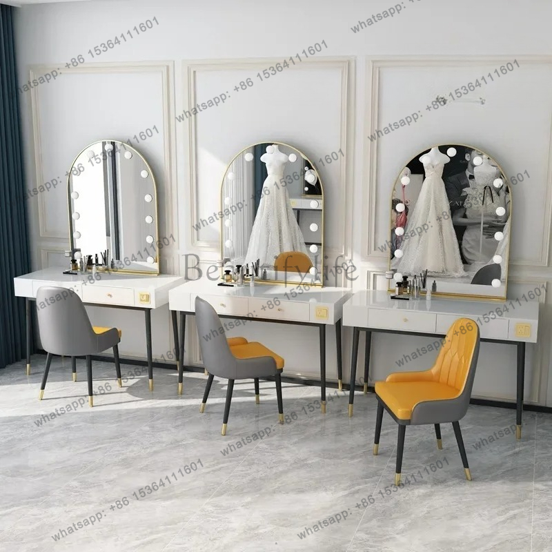 심플 램프 거울 화장대, 웨딩 촬영 전문 화장대, 뷰티 - Beauty Makeup Studio 리뷰 및 가격